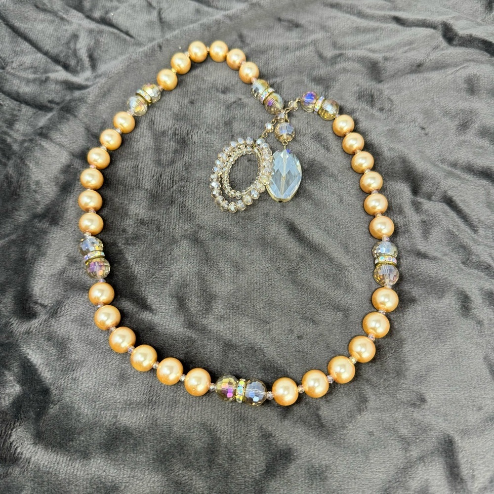 Beautiful Vintage Gold Beaded Pearl and Glass Necklace